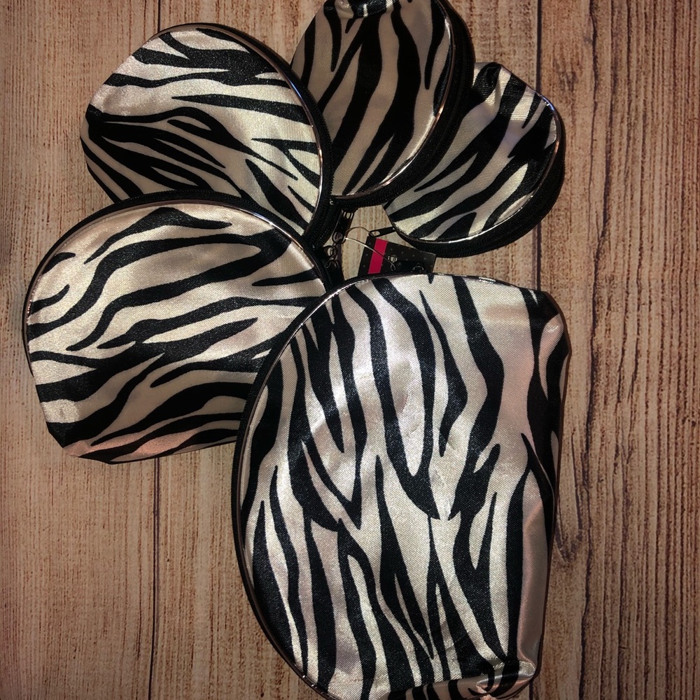 🦓 5pc Cosmetic bag set
